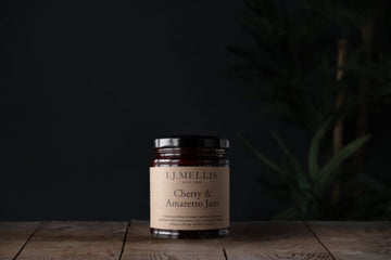 I.J. Mellis. A luscious blend of sweet and sour cherries enriched with bittersweet notes of Almond liqueur. 227g