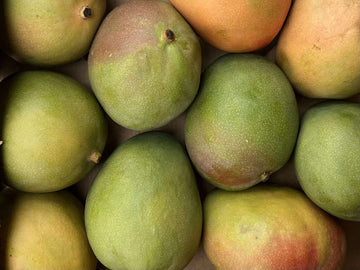 A photo of organic mango