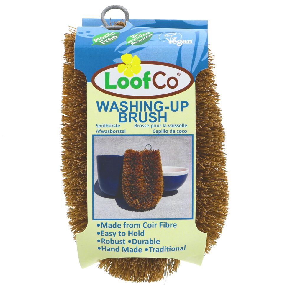 LoofCo Washing-Up Brushes are skilfully hand-made in Sri Lanka using coir fibre from coconuts and galvanised wire.