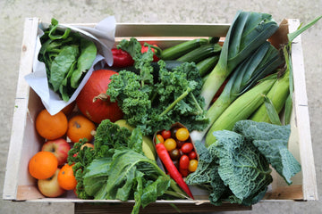 Photos show the Large Family Box which contains a great selection for the bigger family! Contains a beautiful variety of fruit and veg.